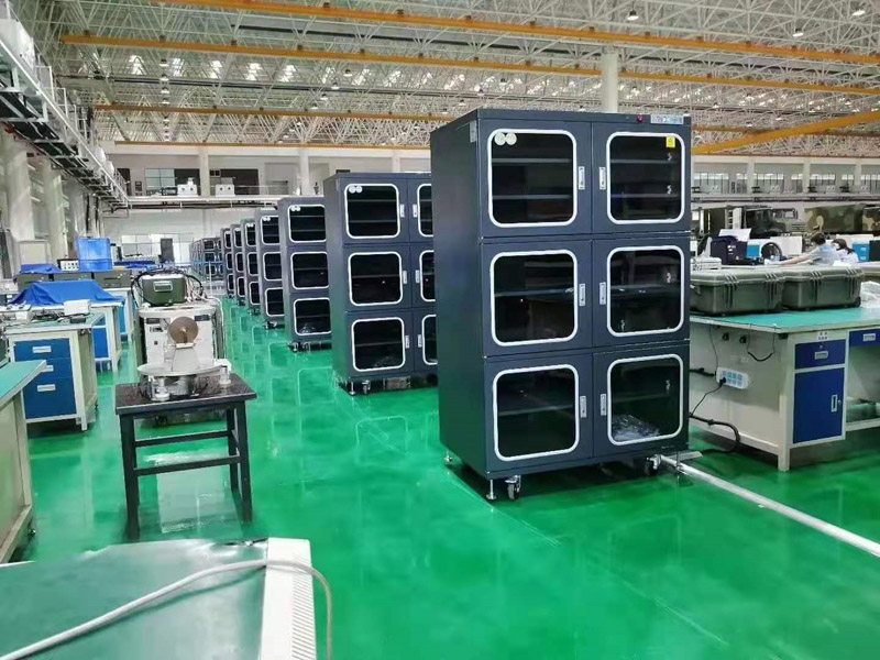 Dehumidifying dry storage cabinet shipped to Philippines, for PCB low humidity storage application.